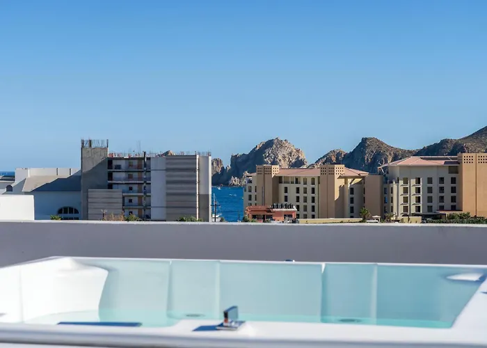 With Private Rooftop In Medano Apartamento Cabo San Lucas
