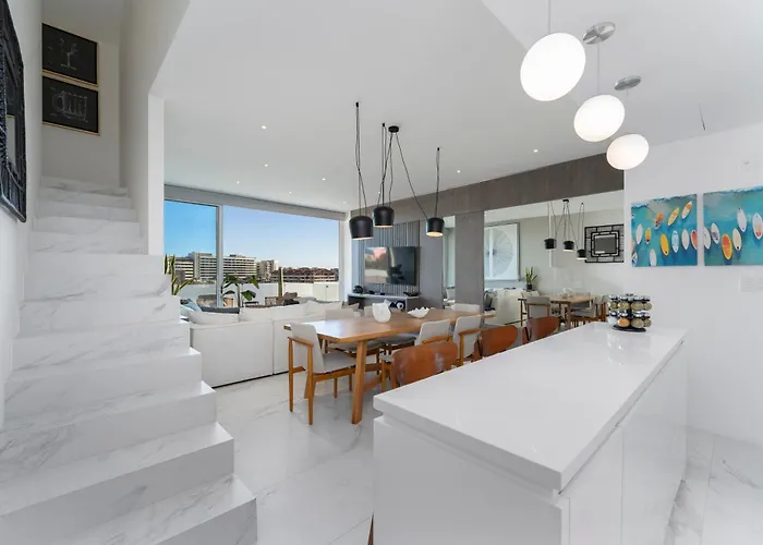 With Private Rooftop In Medano Apartamento *