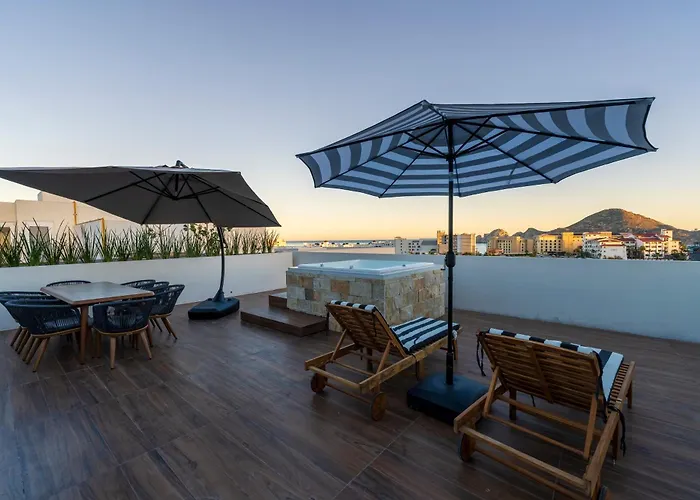With Private Rooftop In Medano Apartamento Cabo San Lucas